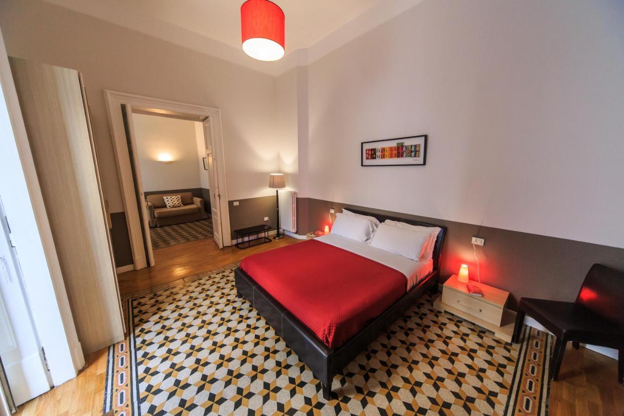 Spaccanapoli Comfort Suites ภายนอก รูปภาพ